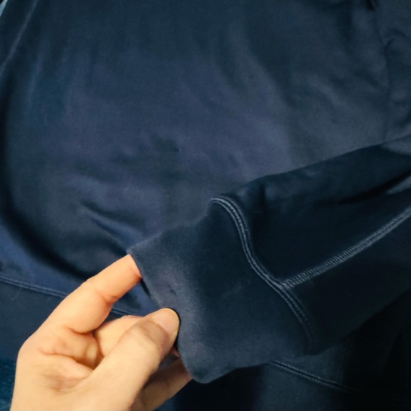 Adult Men’s medium Navy blue Seahawks hoodie. - Picture 8 of 12